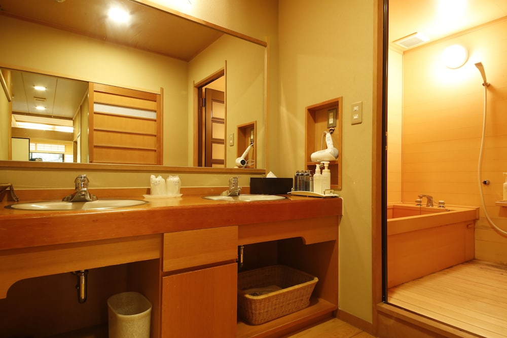 たてしな藍 松本・軽井沢