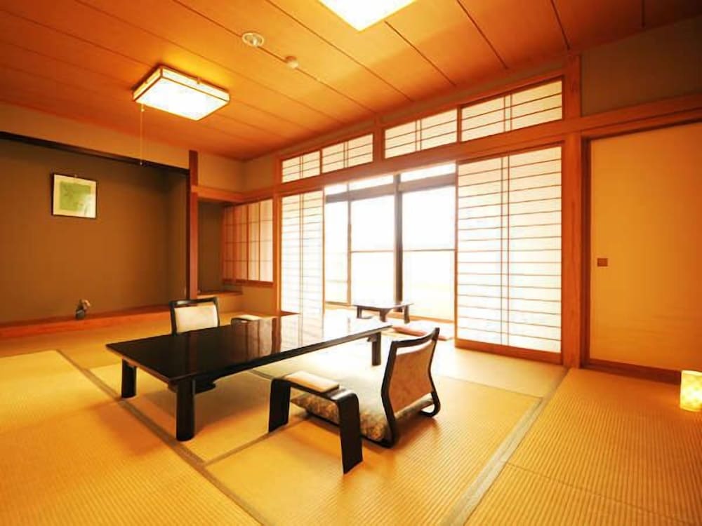 ホテル圓山荘 西乃館 松本・軽井沢