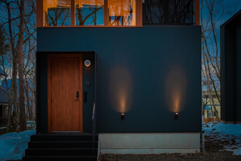 HAKUBA BLACK CRANE CHALET 松本・軽井沢