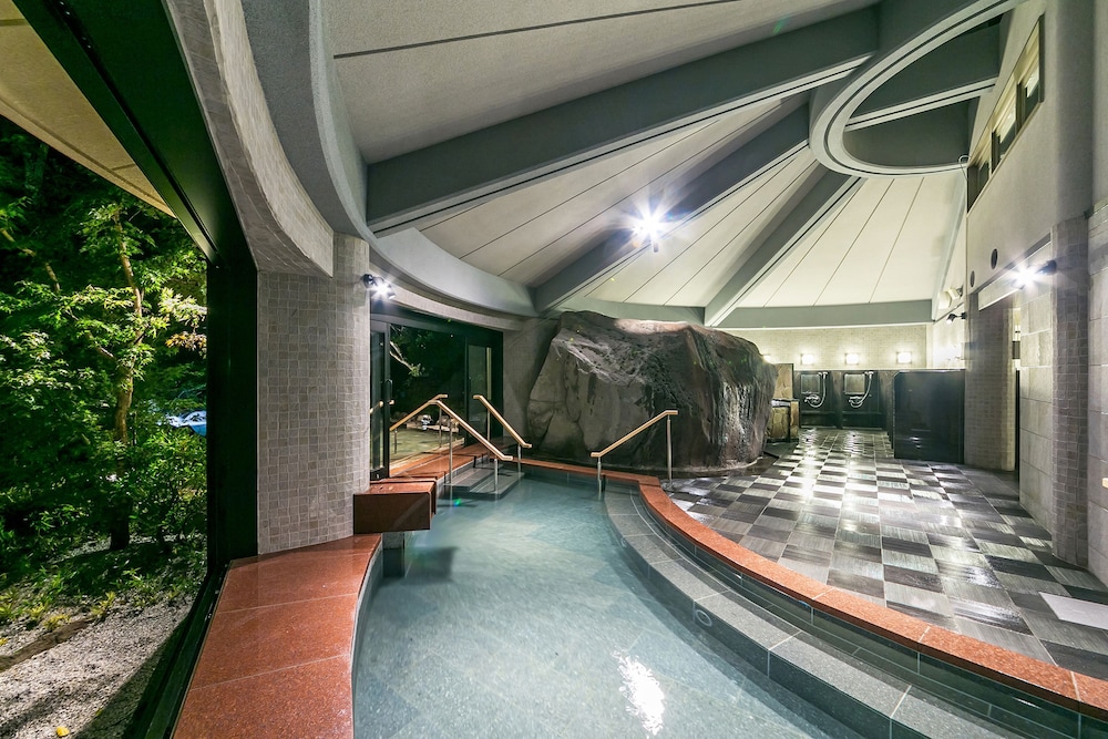 蓼科グランドホテル滝の湯 松本・軽井沢