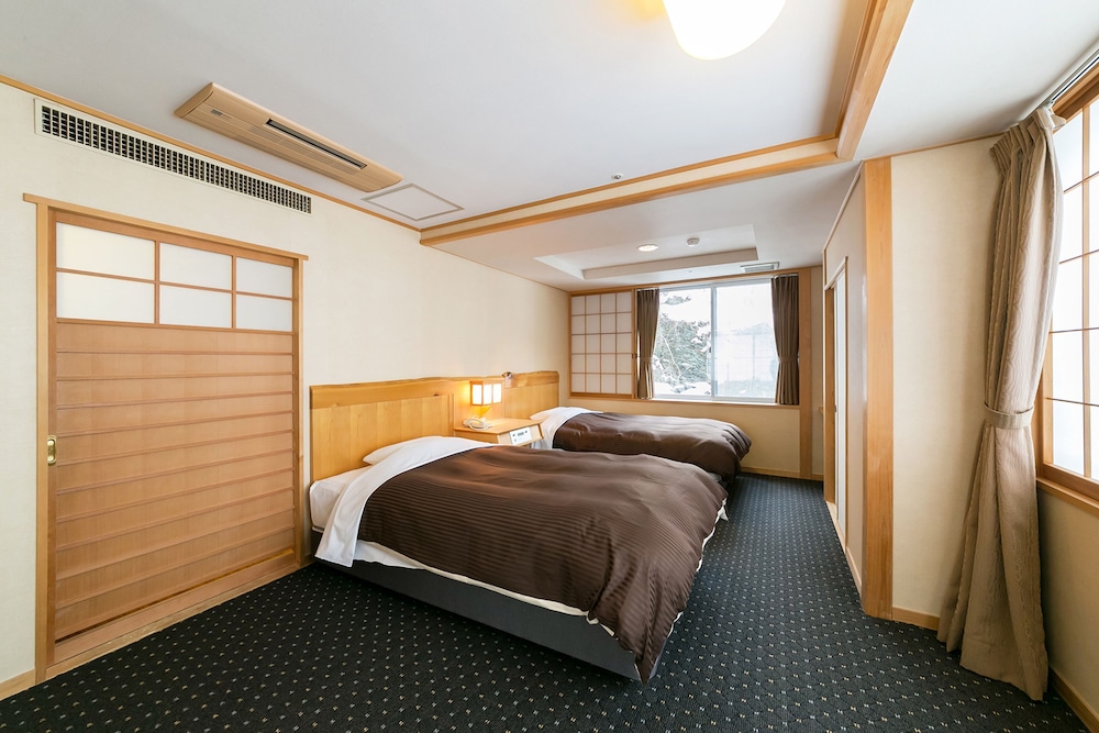 蓼科グランドホテル滝の湯 松本・軽井沢