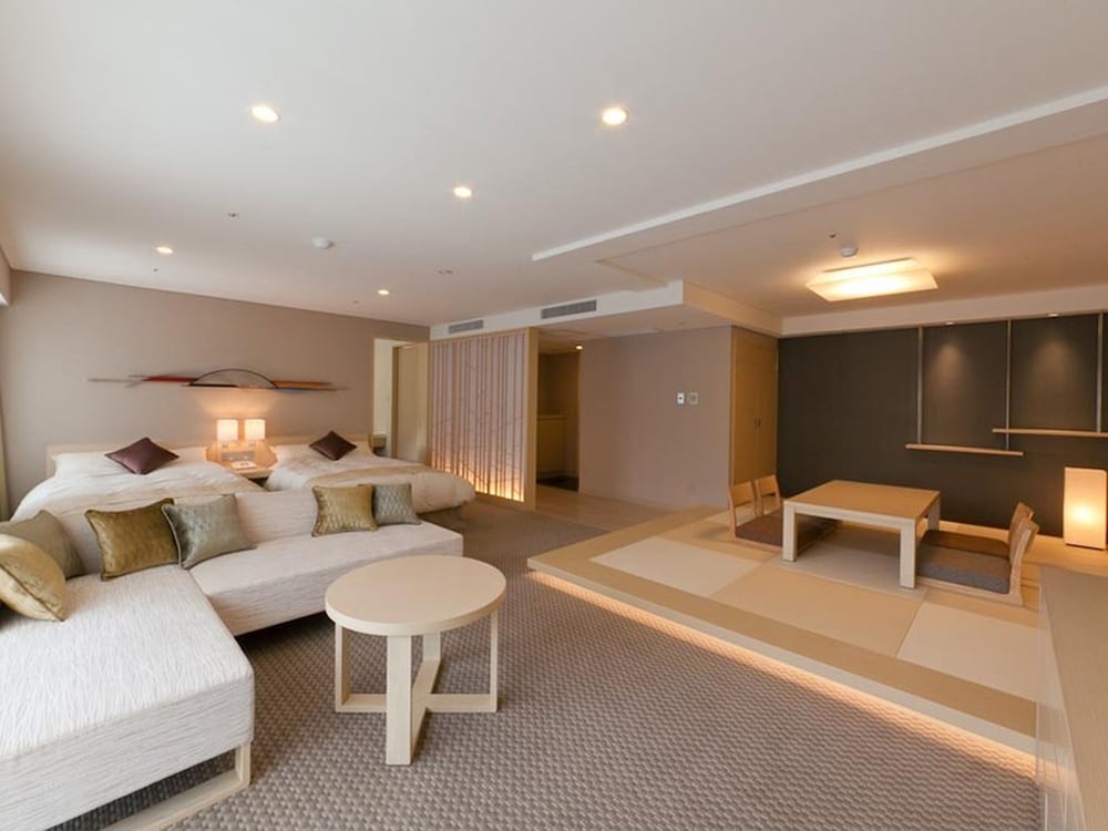 蓼科グランドホテル滝の湯 松本・軽井沢