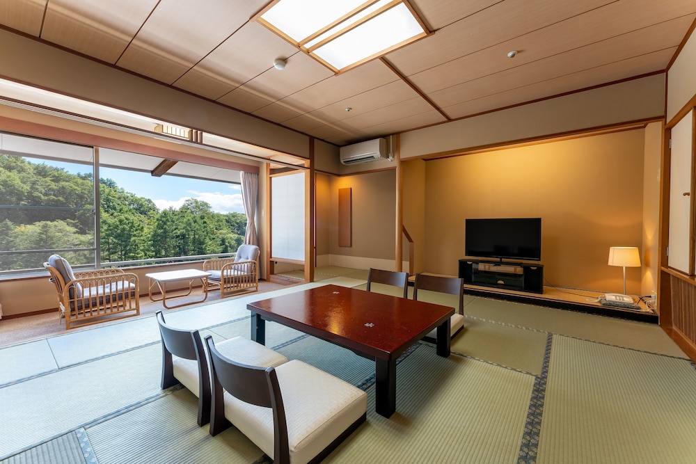 蓼科グランドホテル滝の湯 松本・軽井沢