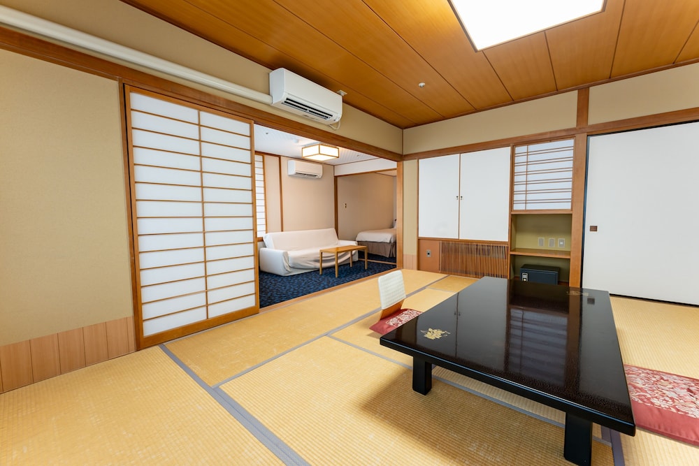 蓼科グランドホテル滝の湯 松本・軽井沢