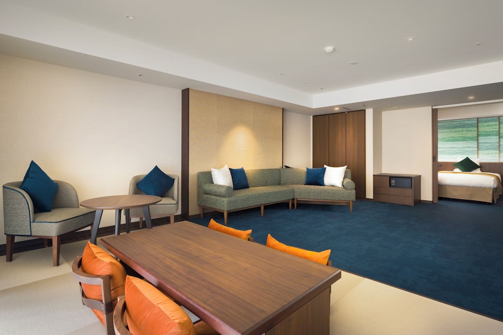 蓼科グランドホテル滝の湯 松本・軽井沢