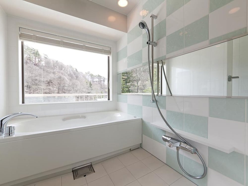 蓼科グランドホテル滝の湯 松本・軽井沢