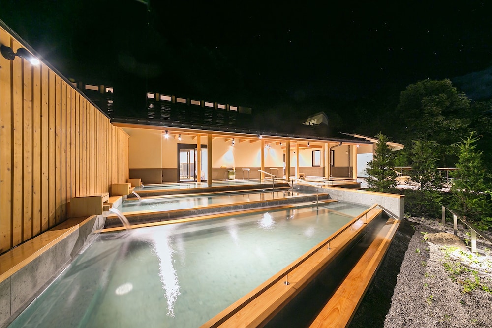 蓼科グランドホテル滝の湯 松本・軽井沢