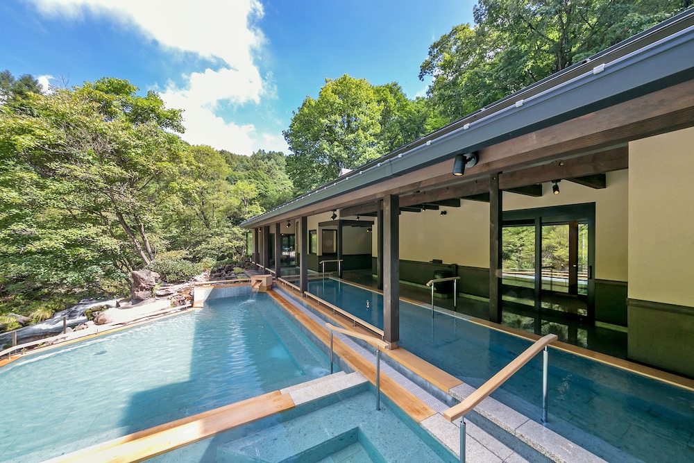 蓼科グランドホテル滝の湯 松本・軽井沢