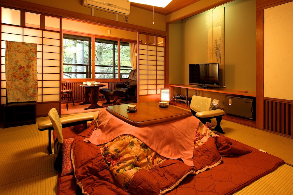 軽井沢 つるや旅館 松本・軽井沢