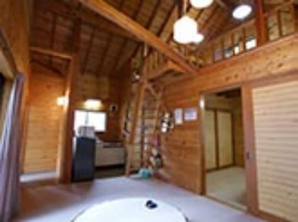 桜清水コテージ 松本・軽井沢