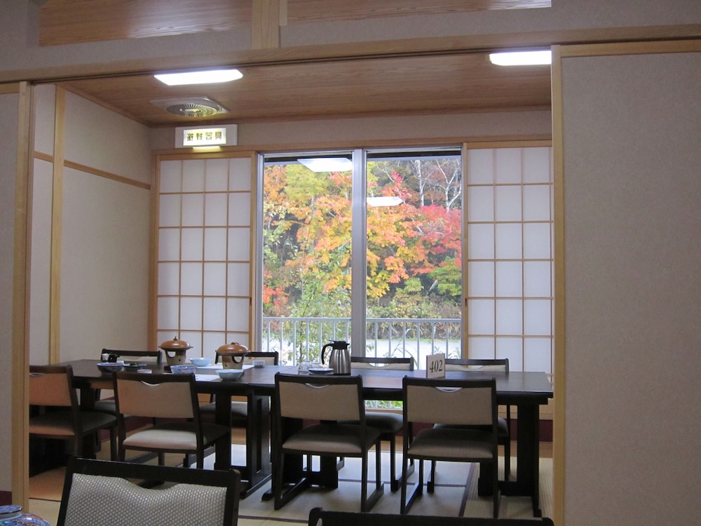 ホテル 白樺 荘 志賀 高原 松本・軽井沢