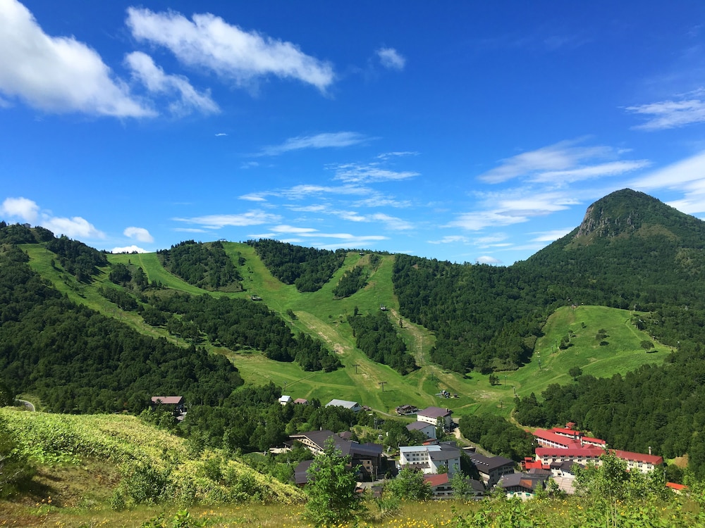 ホテル 白樺 荘 志賀 高原 松本・軽井沢