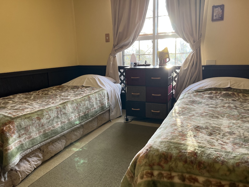 ペンション ワイルドフラワー 松本・軽井沢