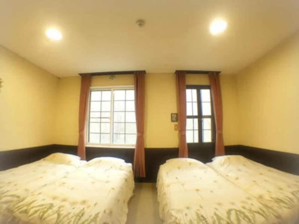 ペンション ワイルドフラワー 松本・軽井沢