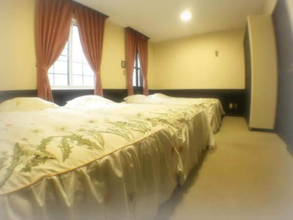 ペンション ワイルドフラワー 松本・軽井沢