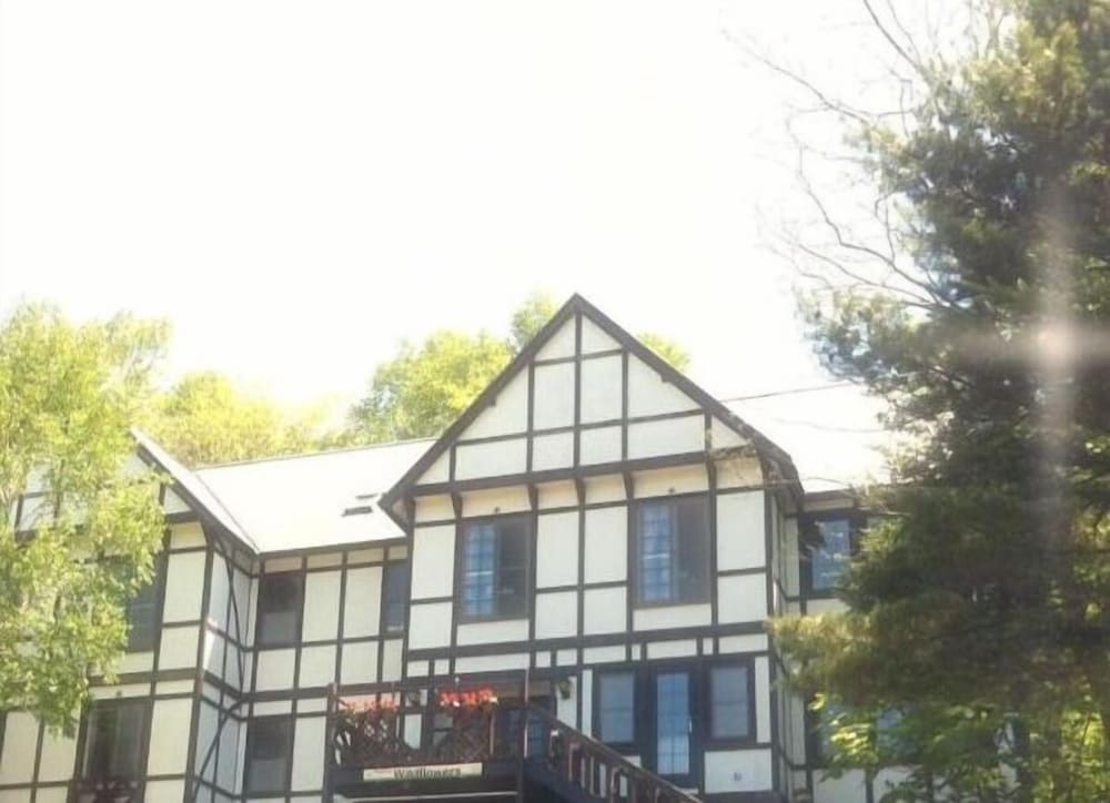 ペンション ワイルドフラワー 松本・軽井沢