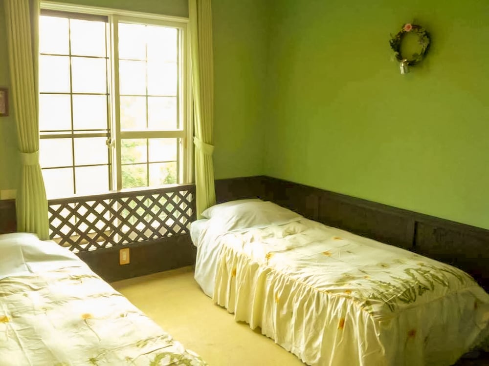 ペンション ワイルドフラワー 松本・軽井沢