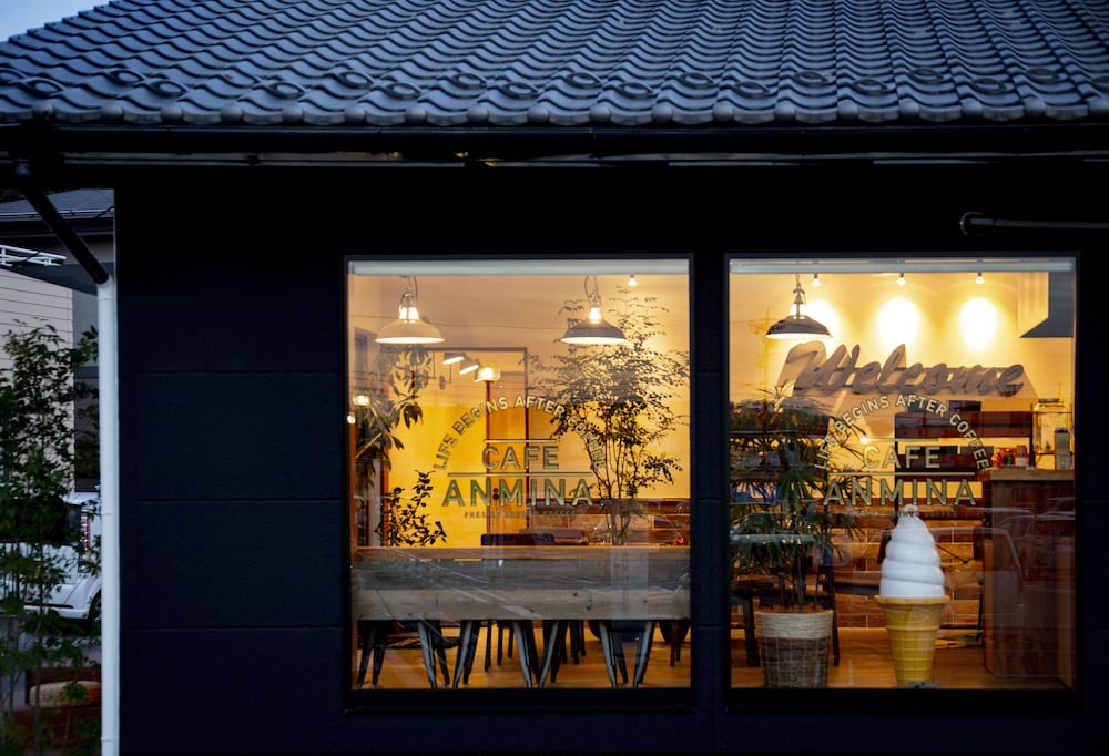 CAFE & STAY CASTANA 松本・軽井沢