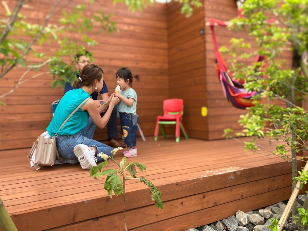 CAFE & STAY CASTANA 松本・軽井沢