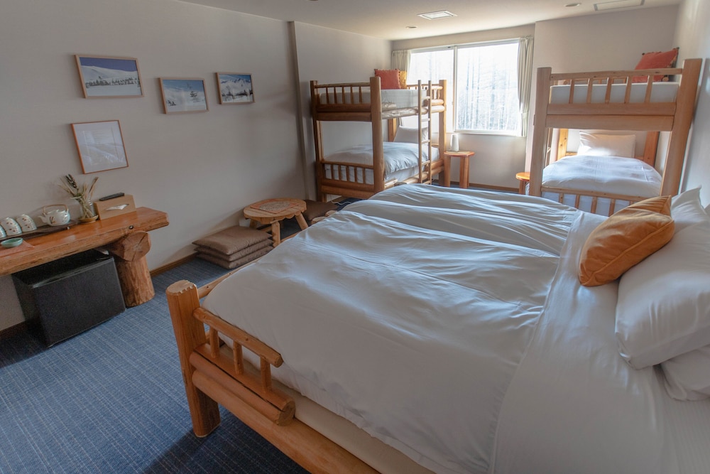 CANOPY CORTINA LODGE 松本・軽井沢