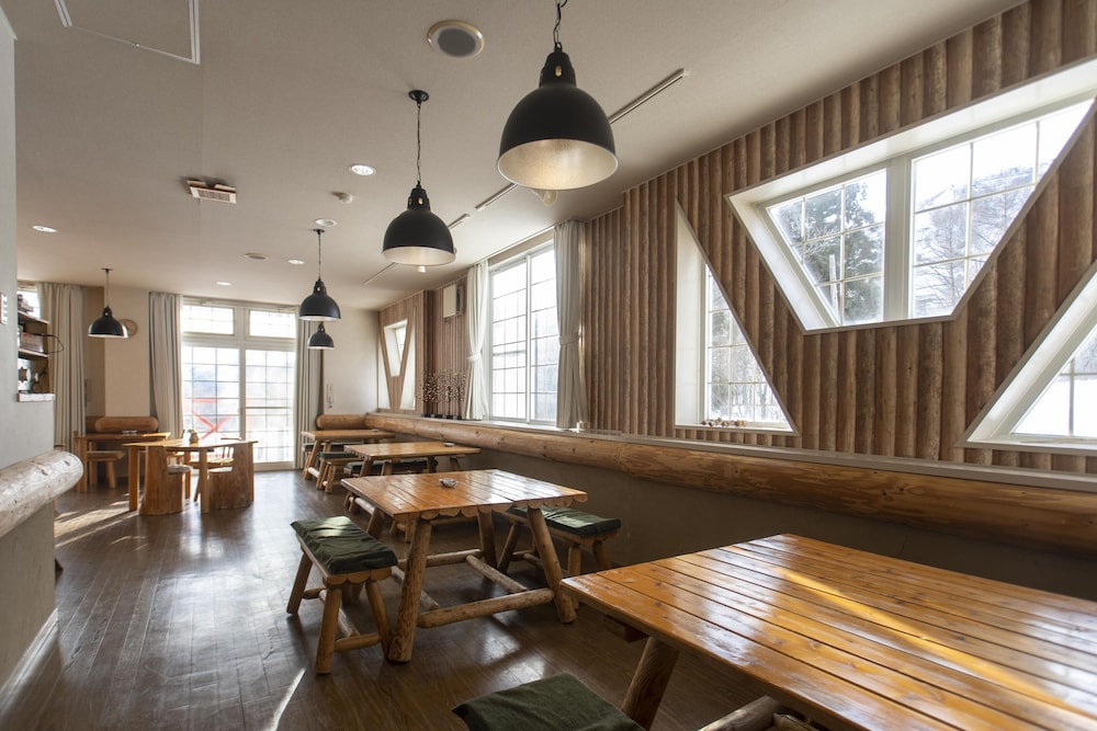 CANOPY CORTINA LODGE 松本・軽井沢