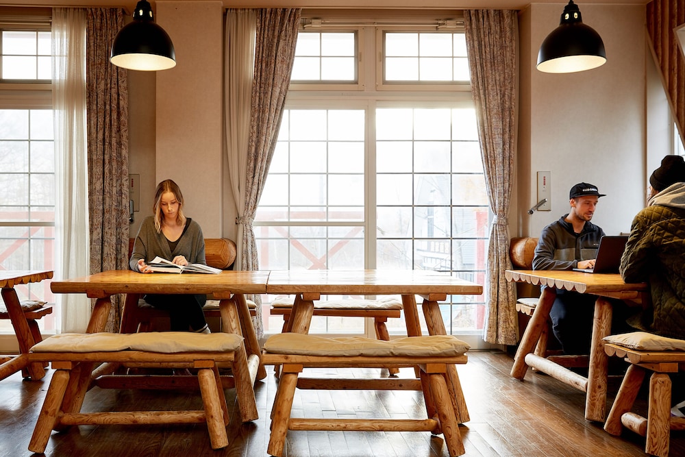 CANOPY CORTINA LODGE 松本・軽井沢