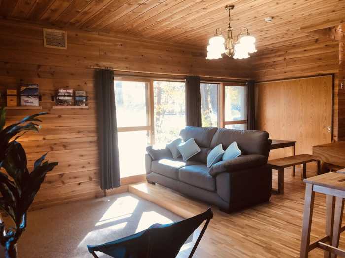 アンペルヒュッテ 松本・軽井沢