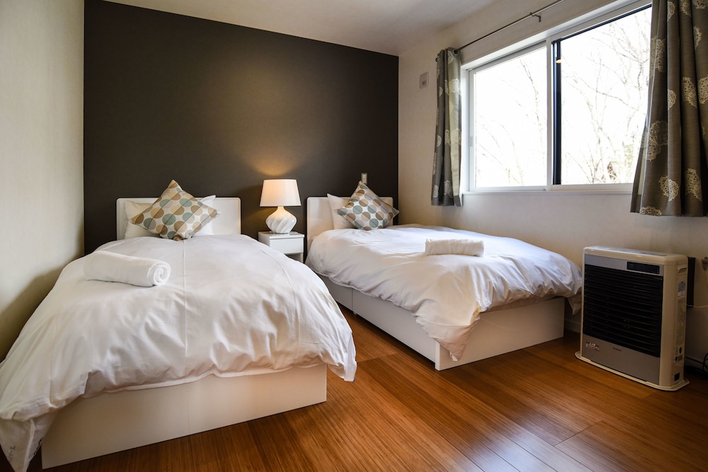 HOLLY HOUSE 松本・軽井沢