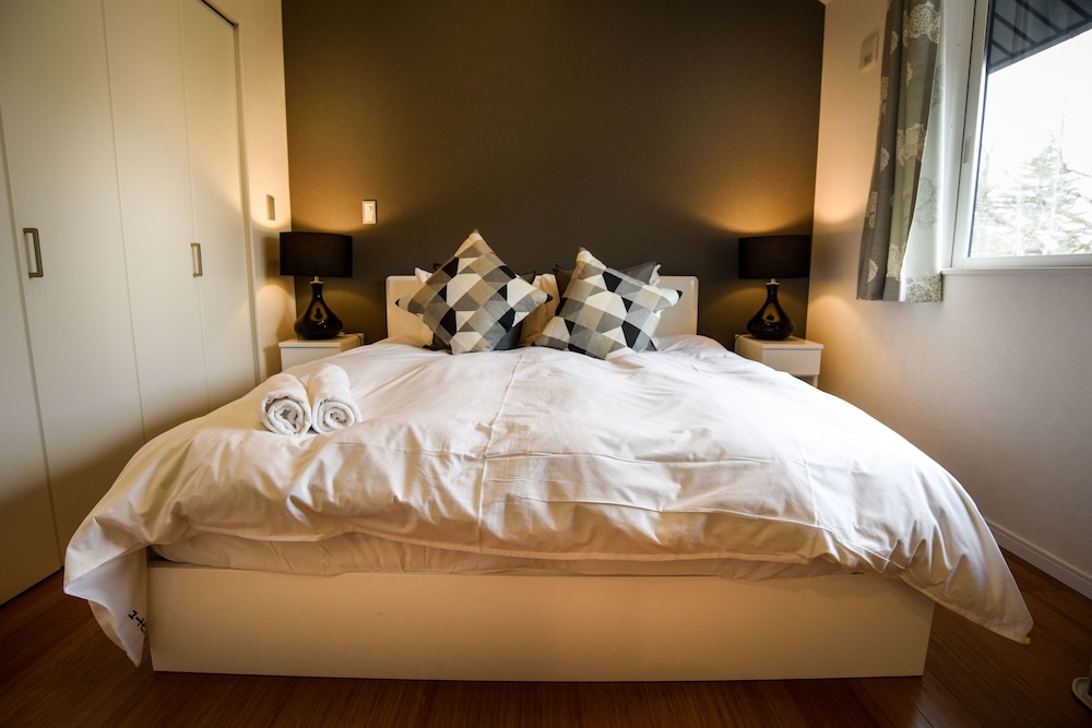 HOLLY HOUSE 松本・軽井沢