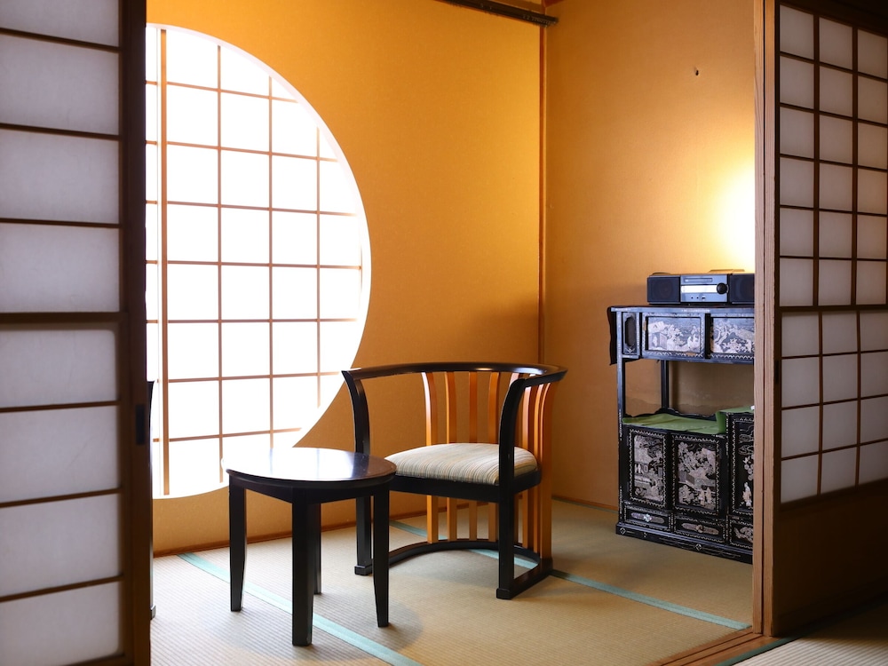 上林温泉　塵表閣　本店 松本・軽井沢