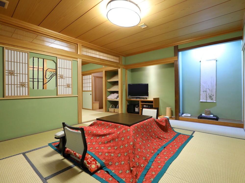 上林温泉　塵表閣　本店 松本・軽井沢