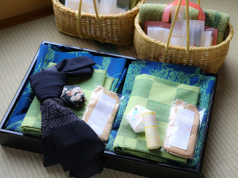 上林温泉　塵表閣　本店 松本・軽井沢