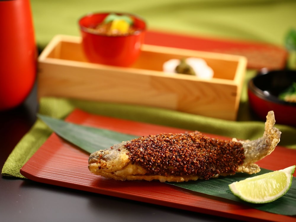 上林温泉　塵表閣　本店 松本・軽井沢