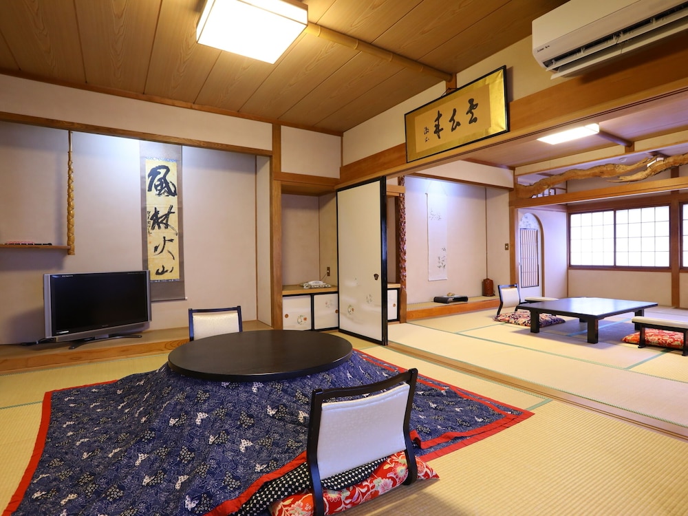 上林温泉　塵表閣　本店 松本・軽井沢