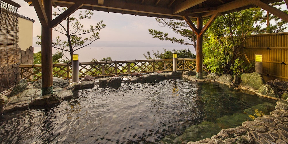 和歌浦温泉 萬波 和歌山