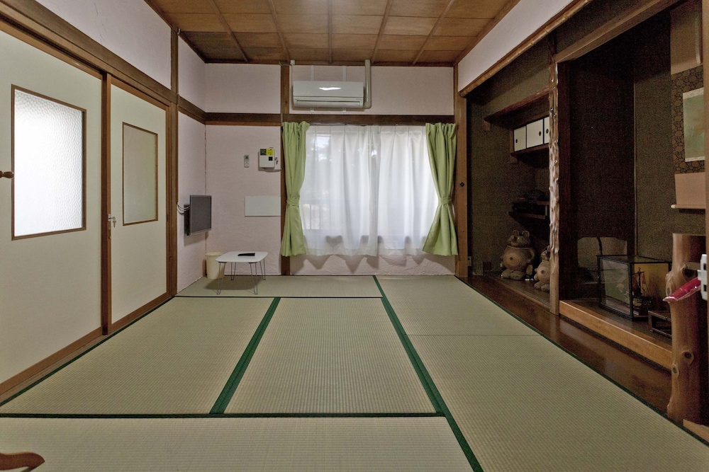 ドミトリー三段屋ゲストハウス 和歌山