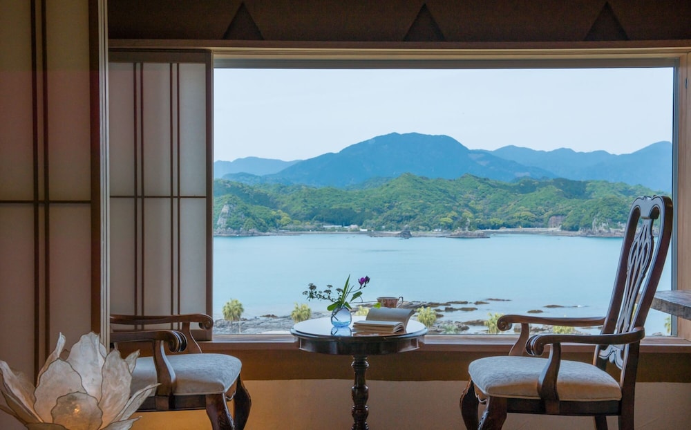 花いろどりの宿花游 和歌山