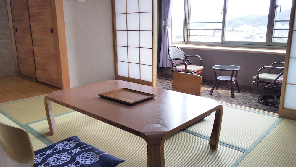 サンライズ 勝浦 和歌山