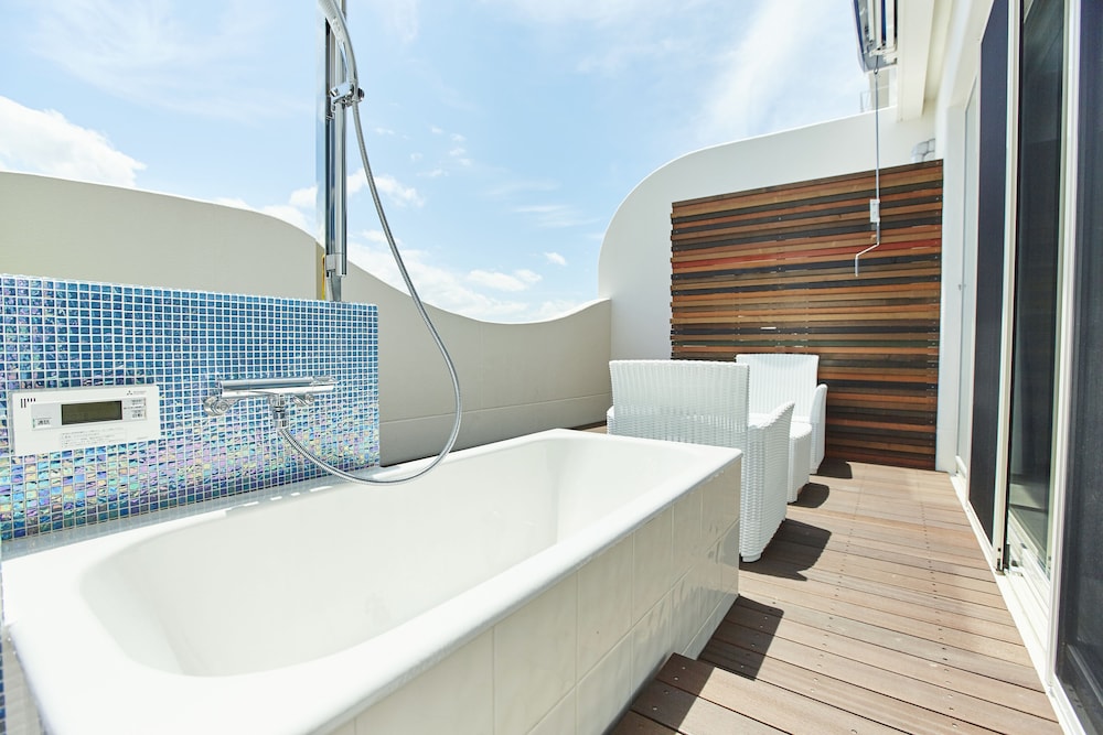 WAKANOURA NATURE RESORT EPICHARIS 和歌山