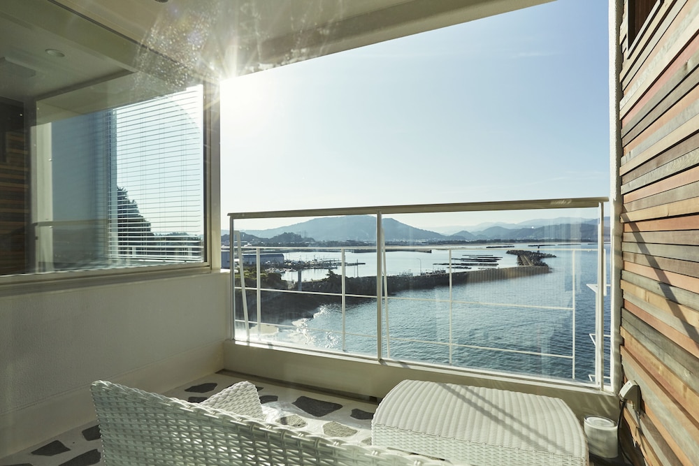 WAKANOURA NATURE RESORT EPICHARIS 和歌山