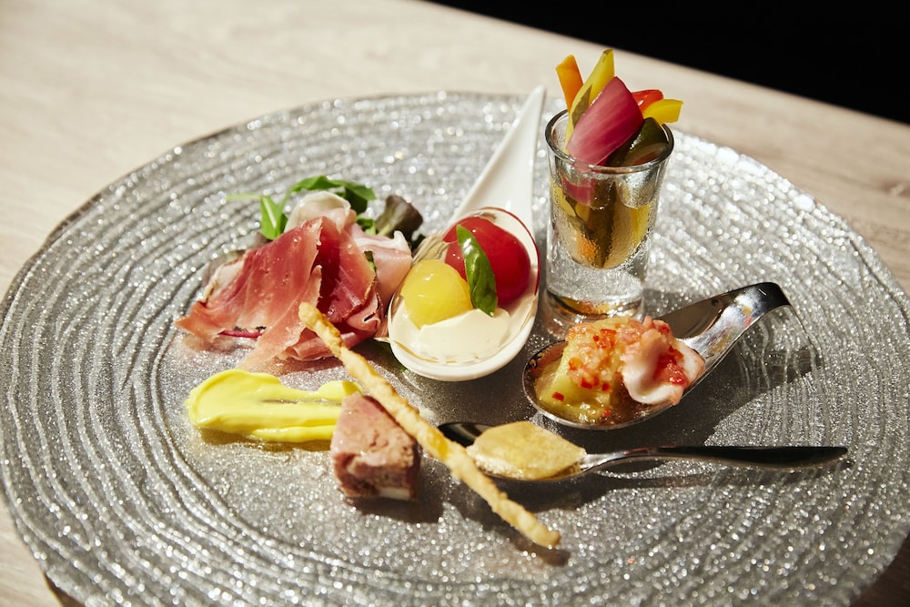 WAKANOURA NATURE RESORT EPICHARIS 和歌山