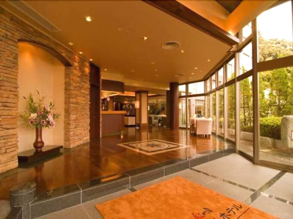 陽いずる紅の宿　勝浦観光ホテル 和歌山