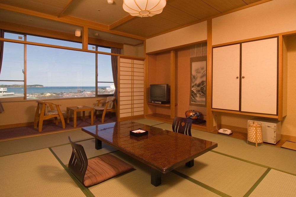 陽いずる紅の宿　勝浦観光ホテル 和歌山