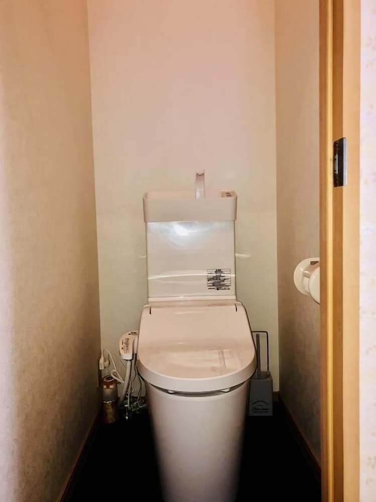 ミッドタウン サクラ アパートメント ハウス 201 和歌山