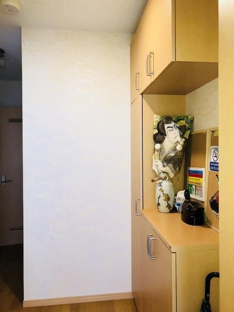 ミッドタウン サクラ アパートメント ハウス 201 和歌山