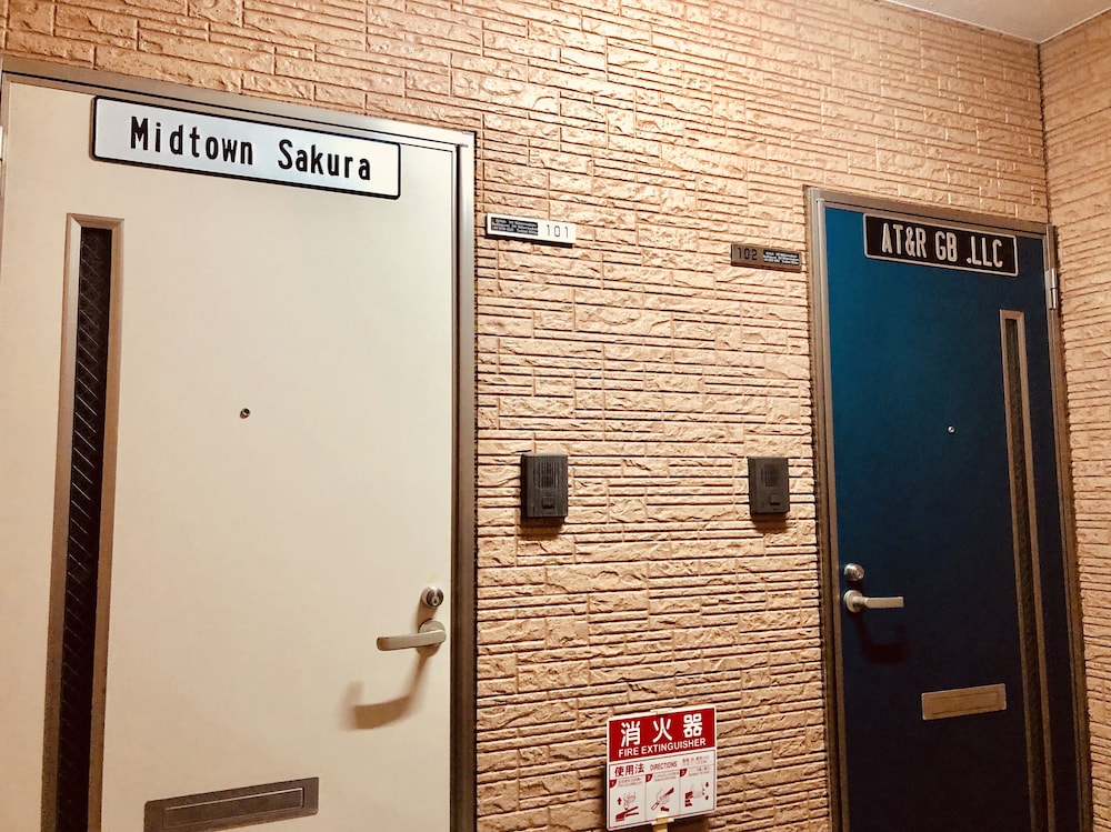 ミッドタウン サクラ アパートメント ハウス 101 和歌山