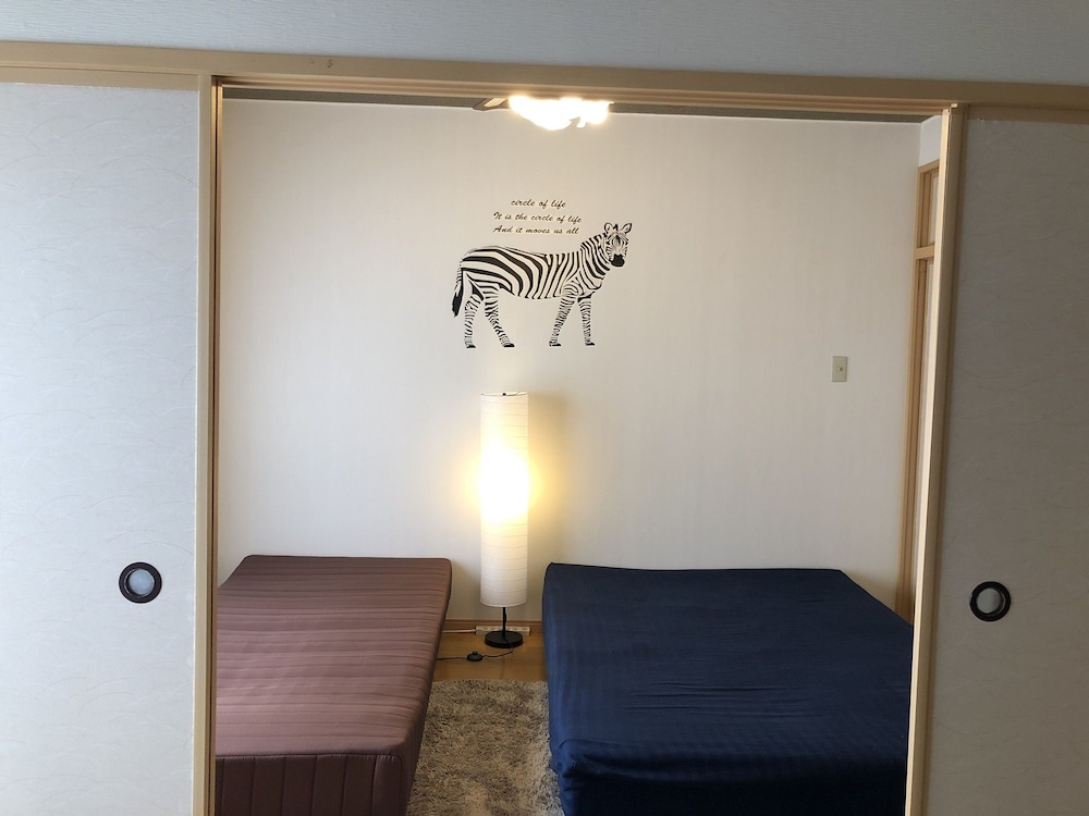 ミッドタウン サクラ アパートメント ハウス 101 和歌山