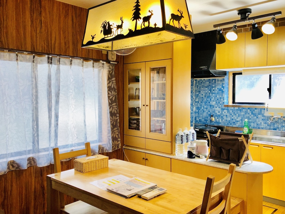 ミッドタウン サクラ アパートメント ハウス 101 和歌山