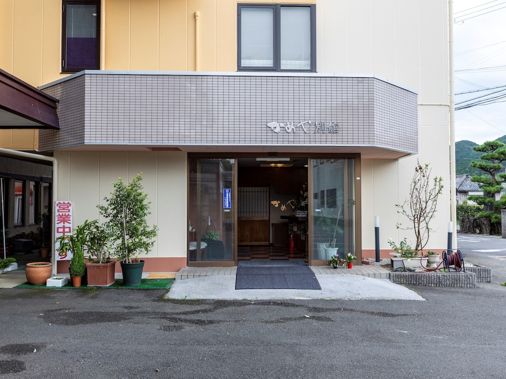 BUSINESS HOTEL KAMEYA 和歌山