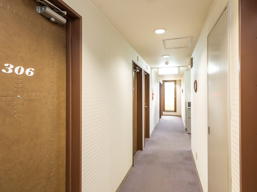 BUSINESS HOTEL KAMEYA 和歌山